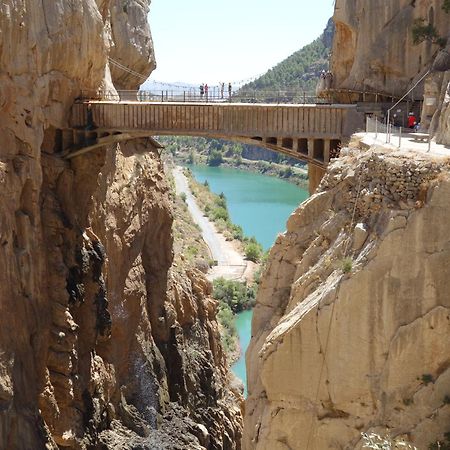 شقة Atico Guadalhorce - Mirador Privado Con Barbacoa Y Solarium ألورا المظهر الخارجي الصورة
