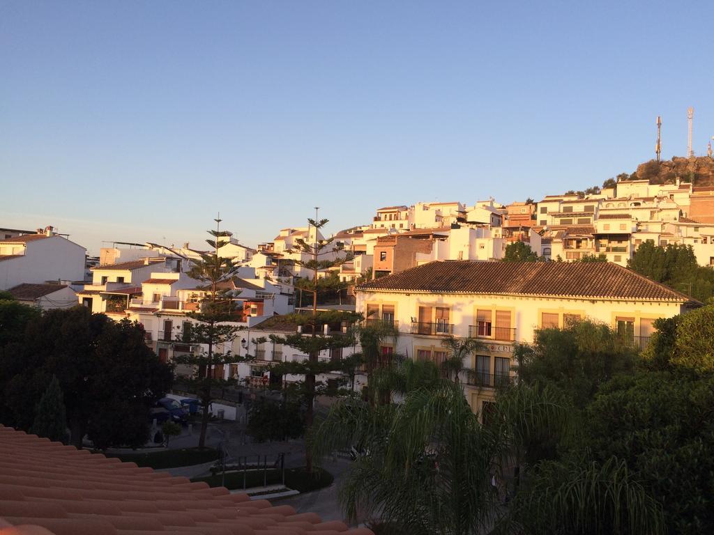 شقة Atico Guadalhorce - Mirador Privado Con Barbacoa Y Solarium ألورا المظهر الخارجي الصورة